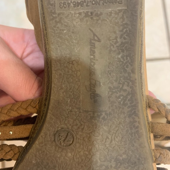 AE brown gladiator sandal - Picture 2 of 2